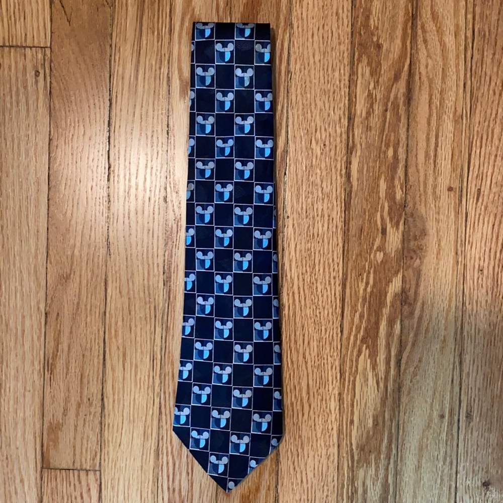 Mickey Mouse tie